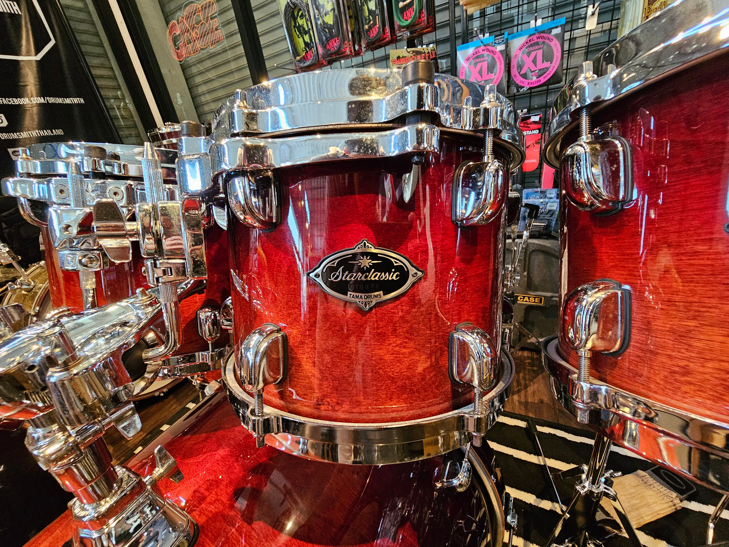 Tama Starclassic B/B Dark cherry fade 5 pcs. drums set