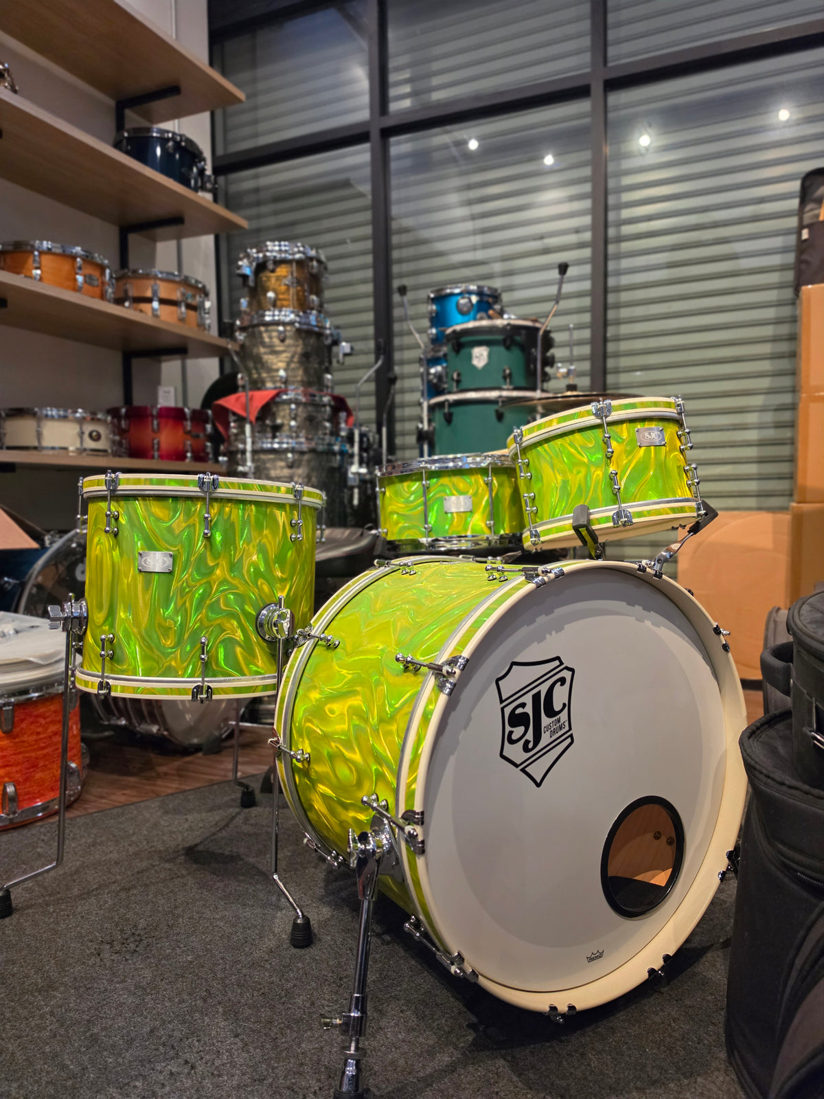 SJC custom Maple 3D Lime green 4 pieces drums kit