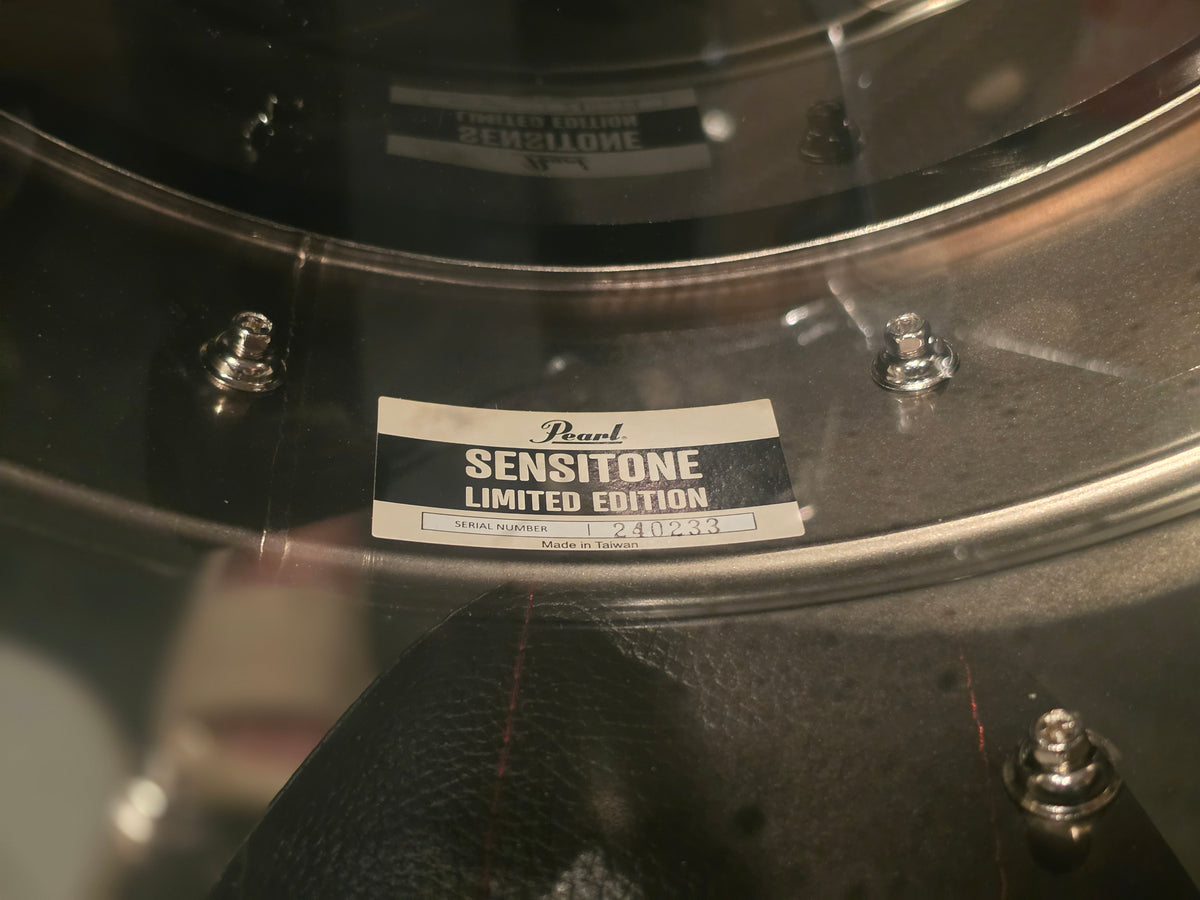 Pearl Sensitone Limited edition black nickel over brass 14x6.5 snare drum
