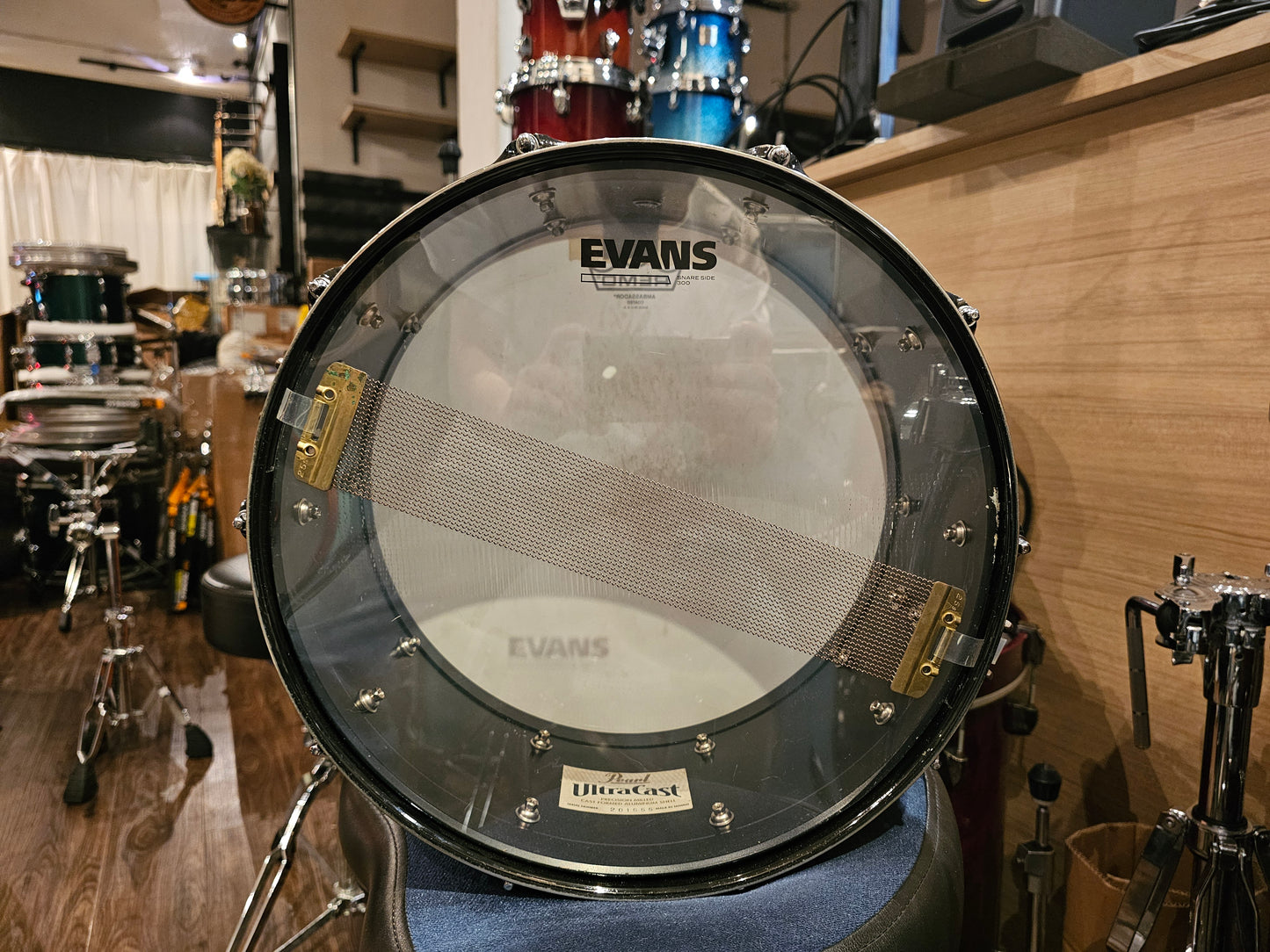Pearl Ultracast 14x6.5 snare drum