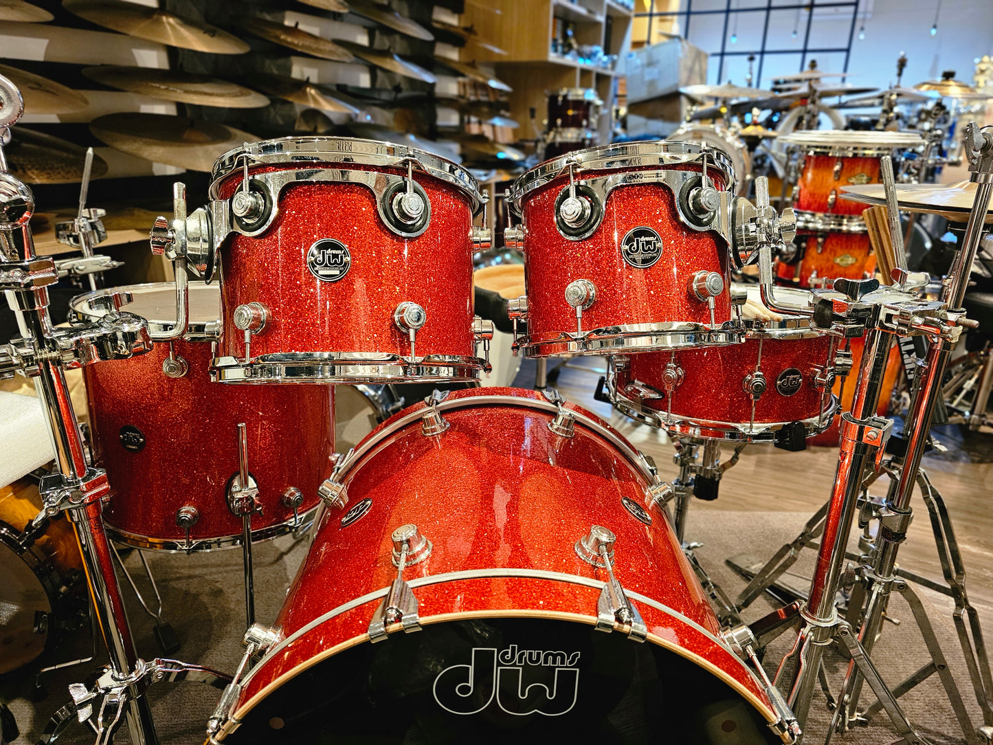 DW Performance series Tangerine glass 5 pcs. drums set