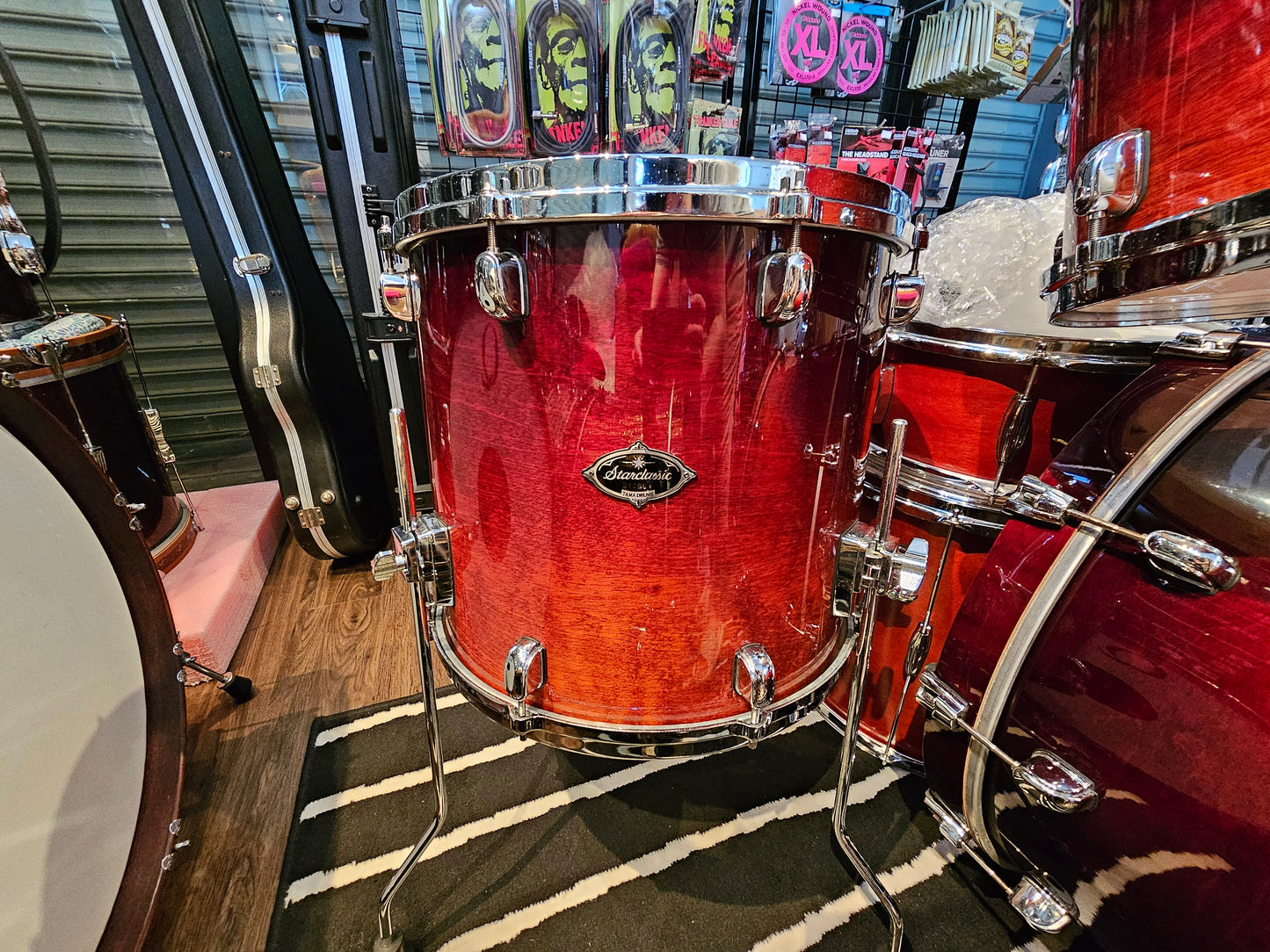 Tama Starclassic B/B Dark cherry fade 5 pcs. drums set