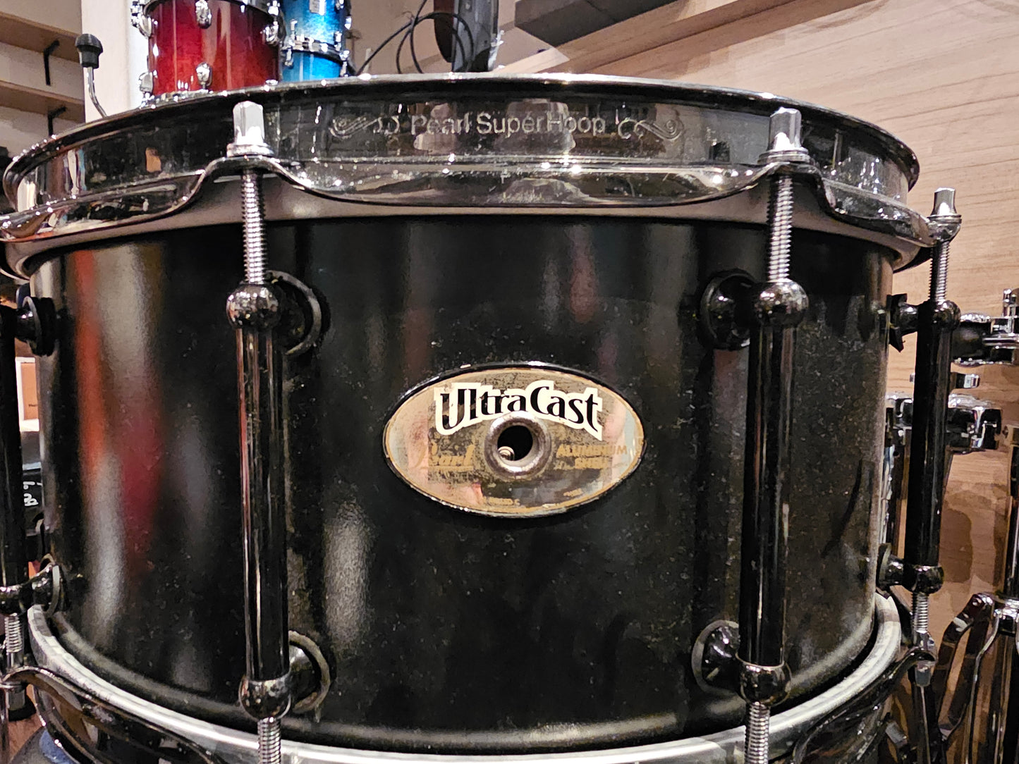 Pearl Ultracast 14x6.5 snare drum