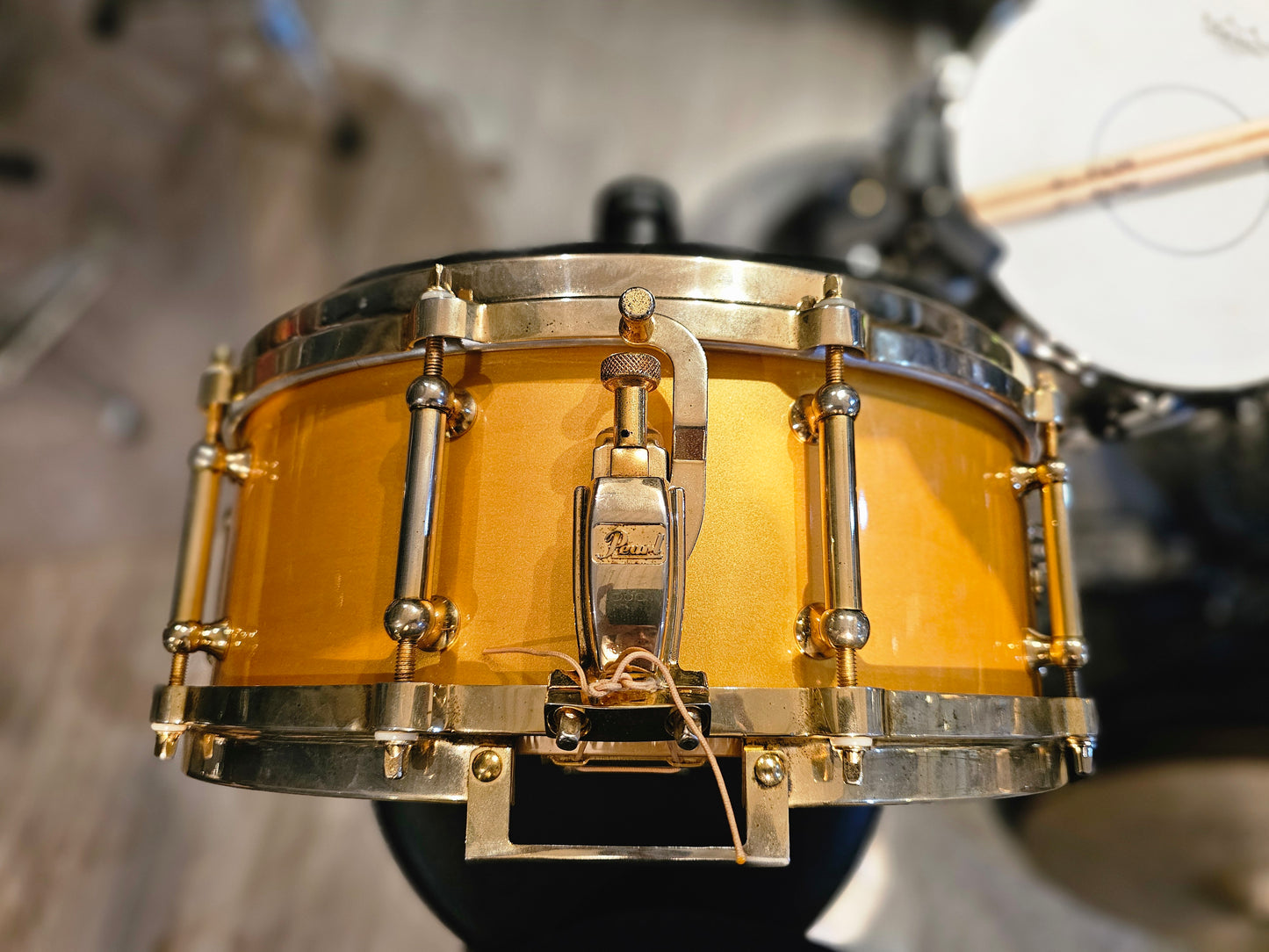 Pearl Masters custom limited Maple shell w/re-rings 14×5.5 snare drum