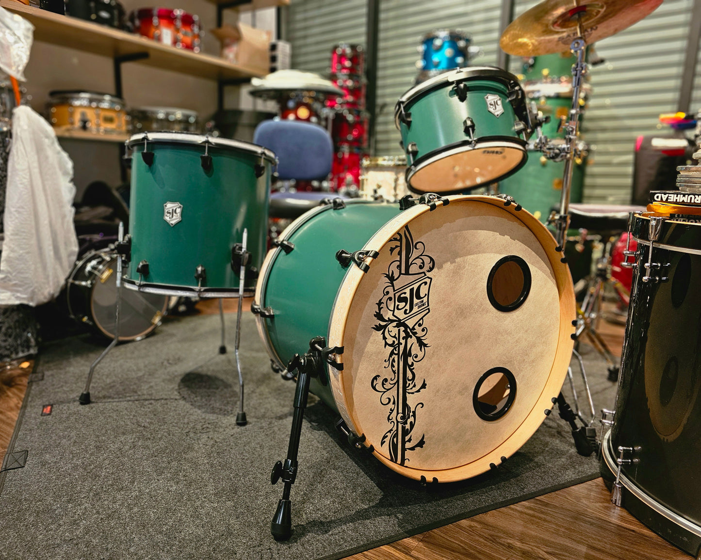 SJC Custom Maple shell 3 pieces drums set