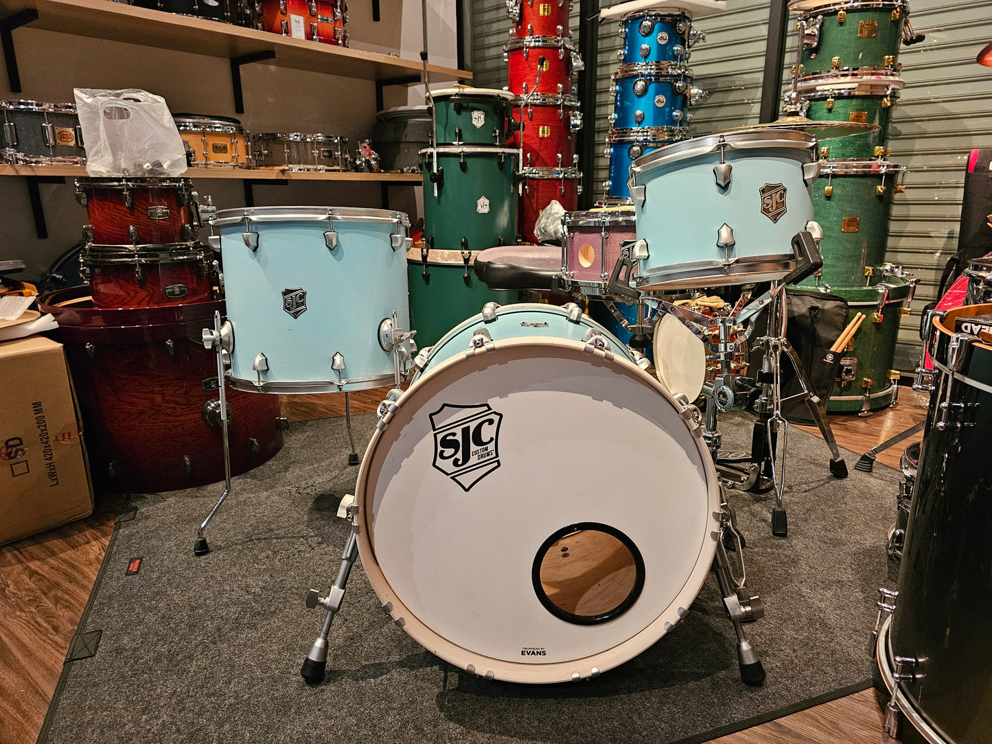 SJC custom Maple shell 3 pcs drums set
