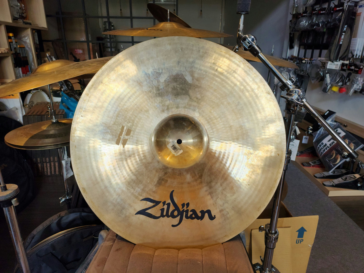 Zildjian A custom medium ride 20"