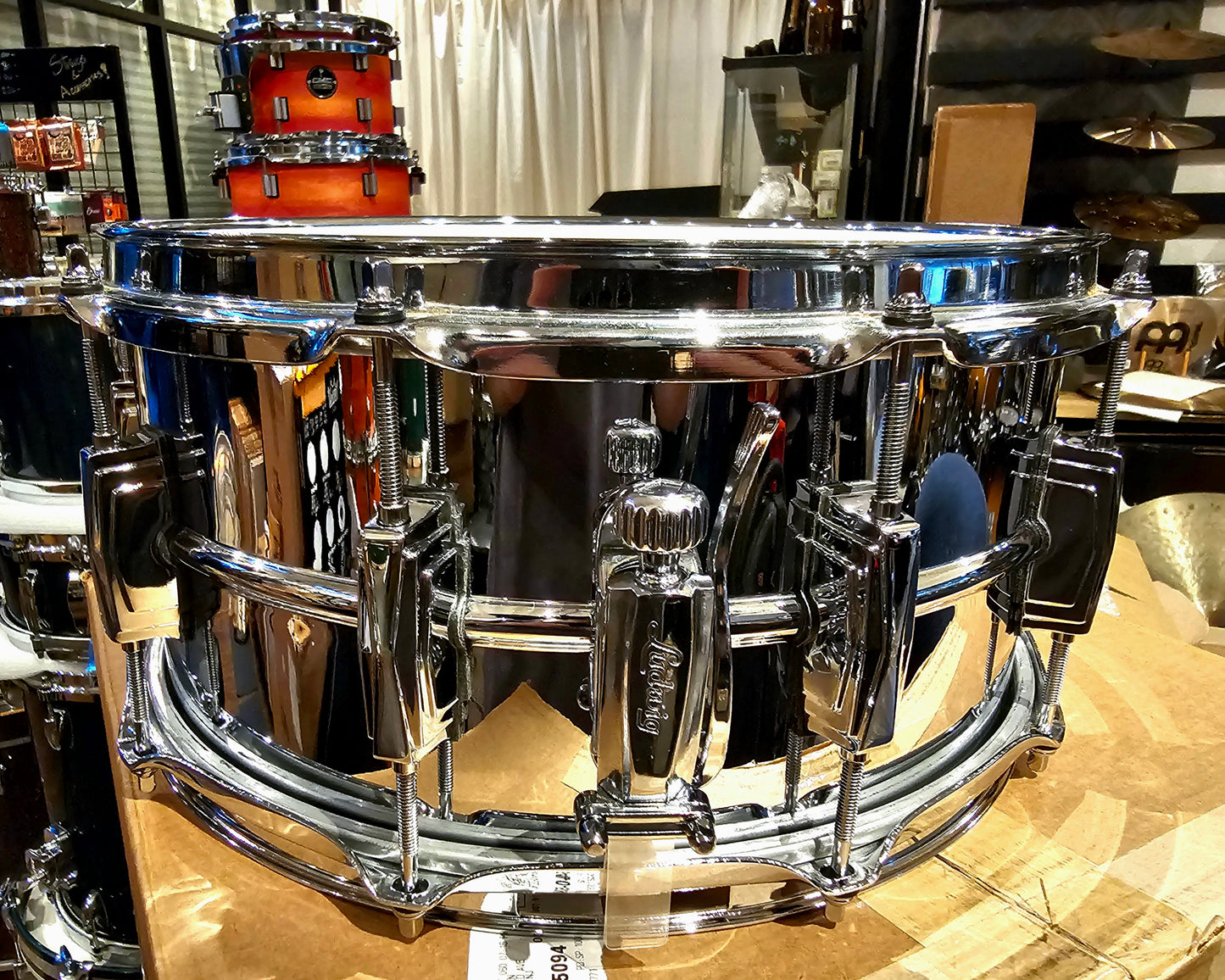 Ludwig LM402B Supraphonic 14x6.5 snare drum