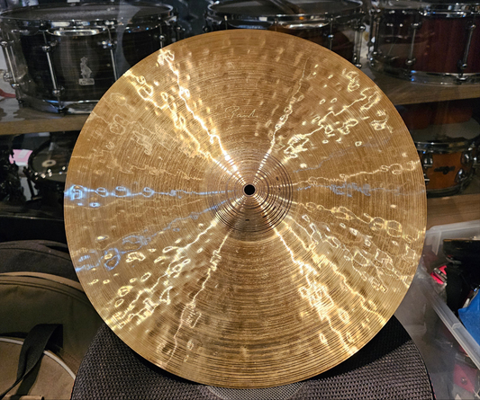 Paiste Signature traditional thin crash 17"