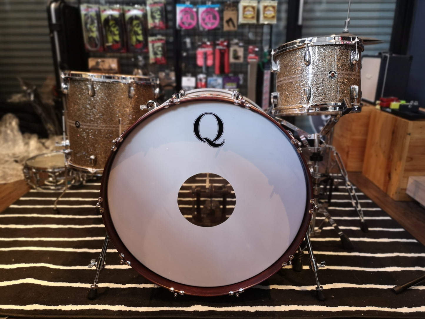 Q Drum Co custom Mahogany w/ Maple rings 3 pieces drums set