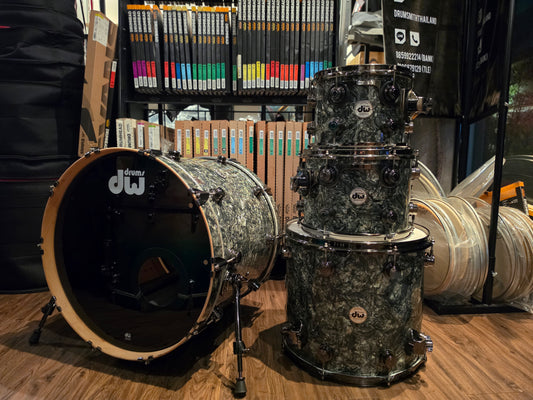 DW Collectors SSC pure Maple Silver abalone 4 pcs. drums kit