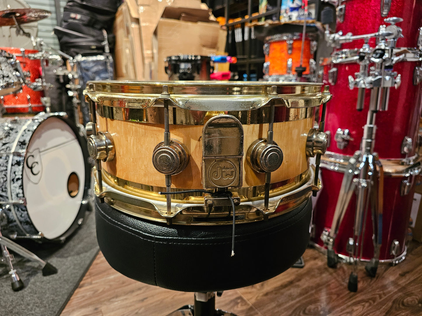 Dw Collectors Edge Maple/Brass shell 14x6 snare drum