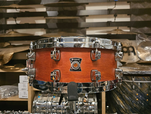 Yamaha Sensitive Maple 14x5.5 snare drum