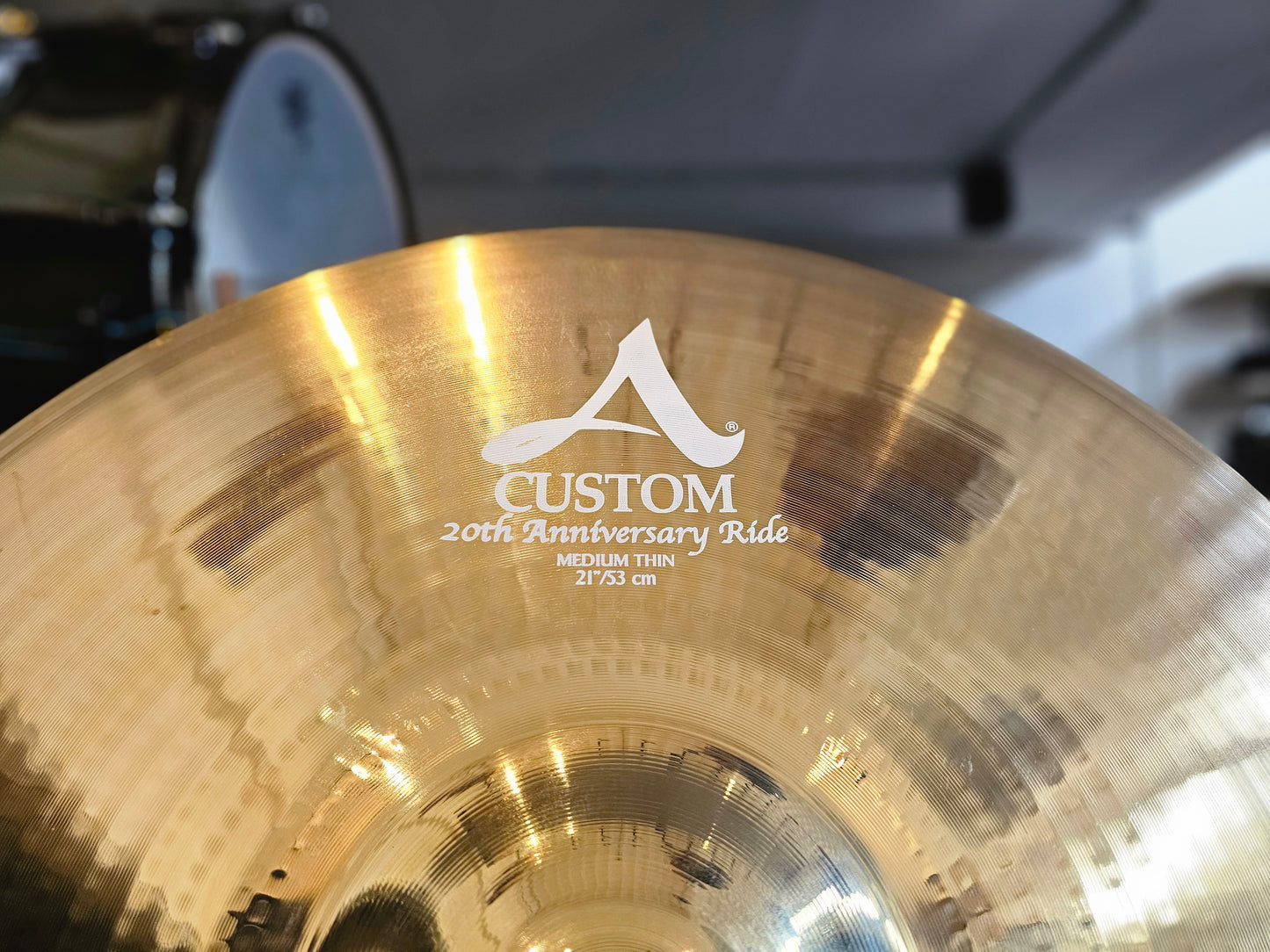 Zildjian A custom 20th anniversary medium thin ride 21"