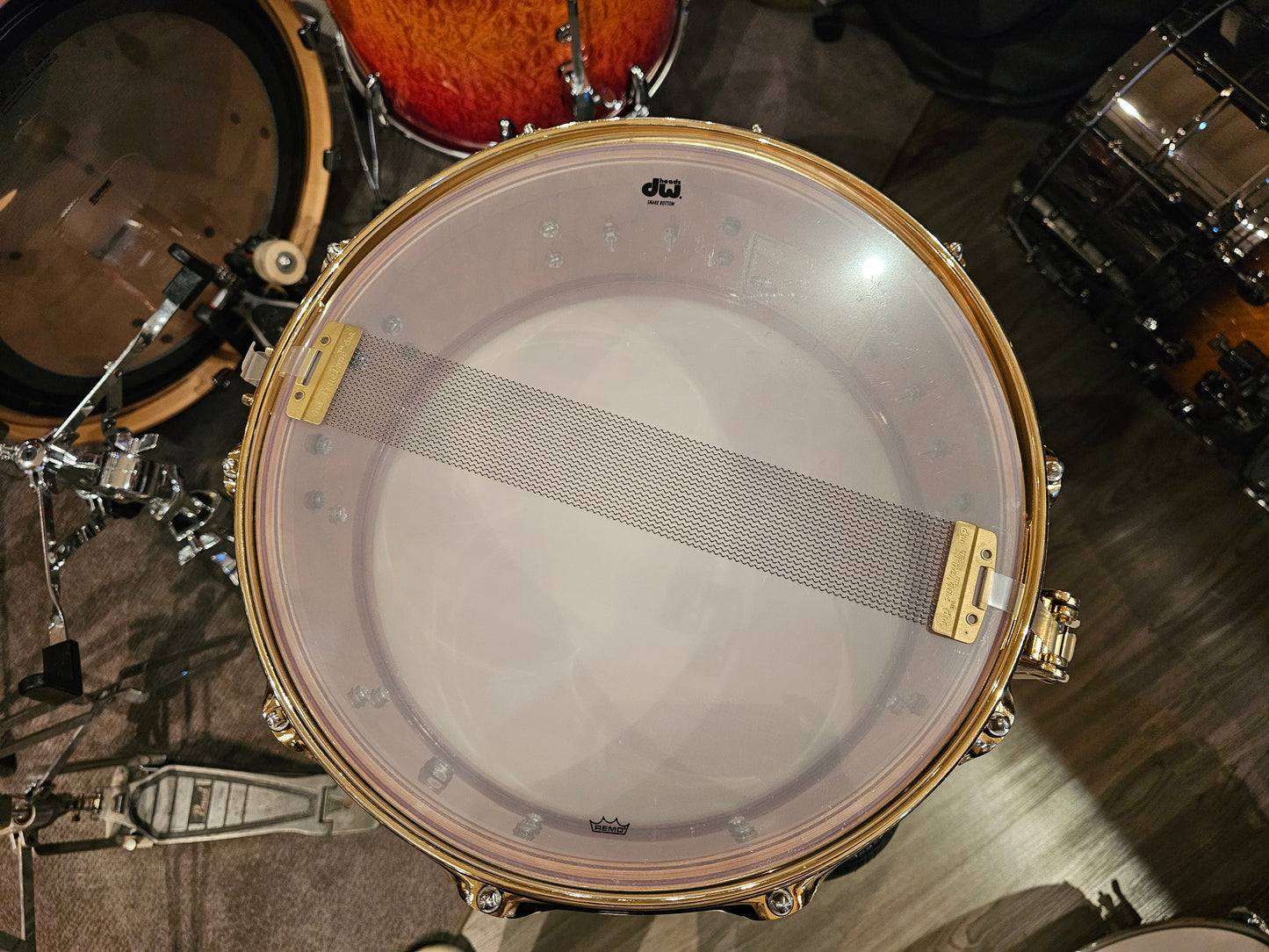 DW Collectors PurpleCore w/Cherry Rose gold graphic w/ gold hw 14x6 snare drum