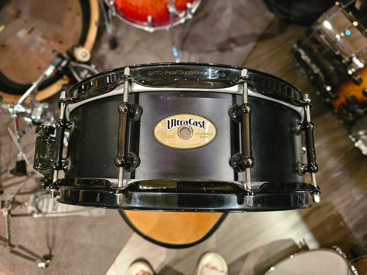 Pearl Ultracast 14x5 snare drum