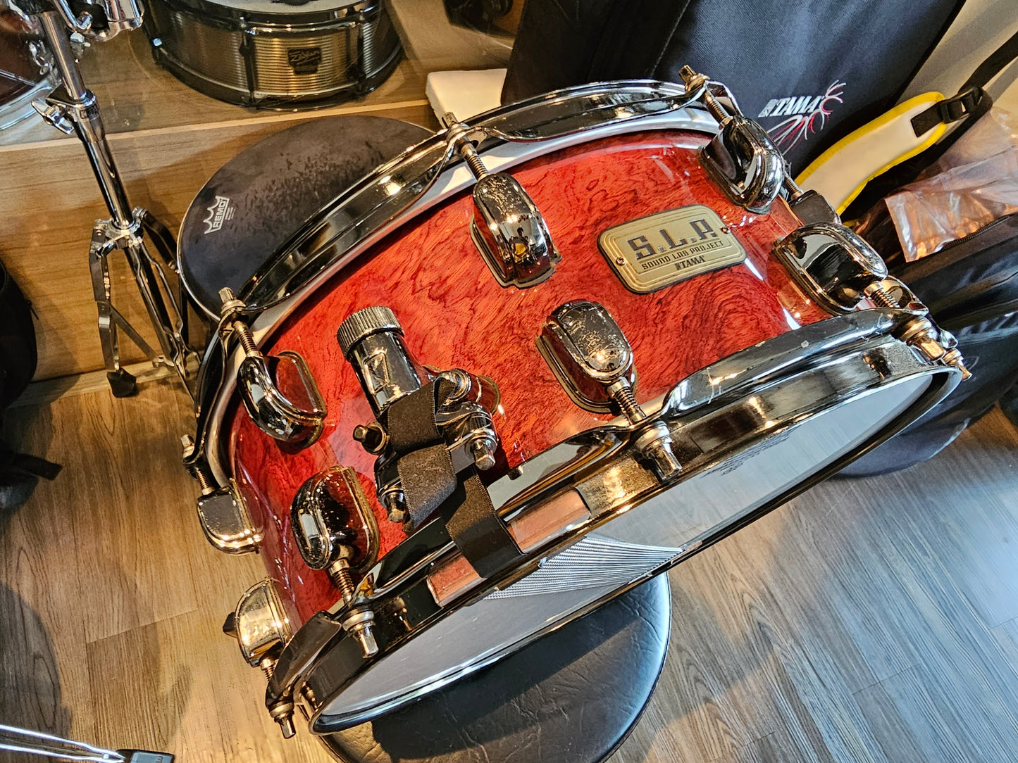 Tama SLP G-Bubinga 14x6 snare drum