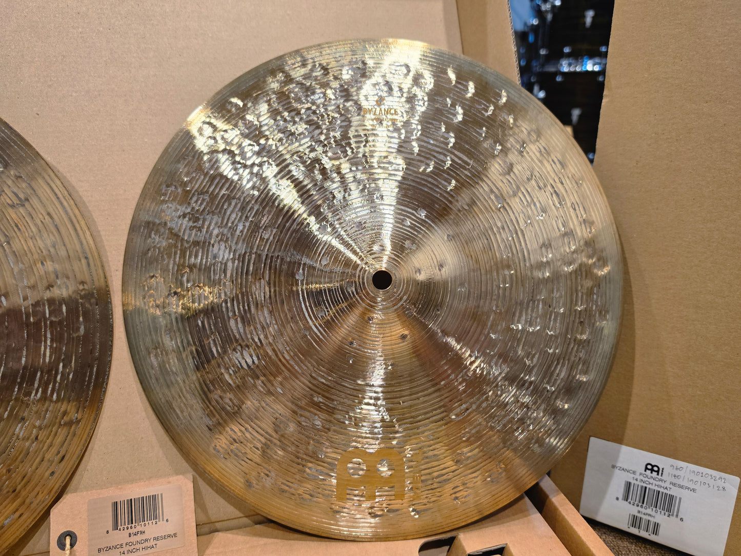 Meinl Byzance Foundry reserve hihats 14"
