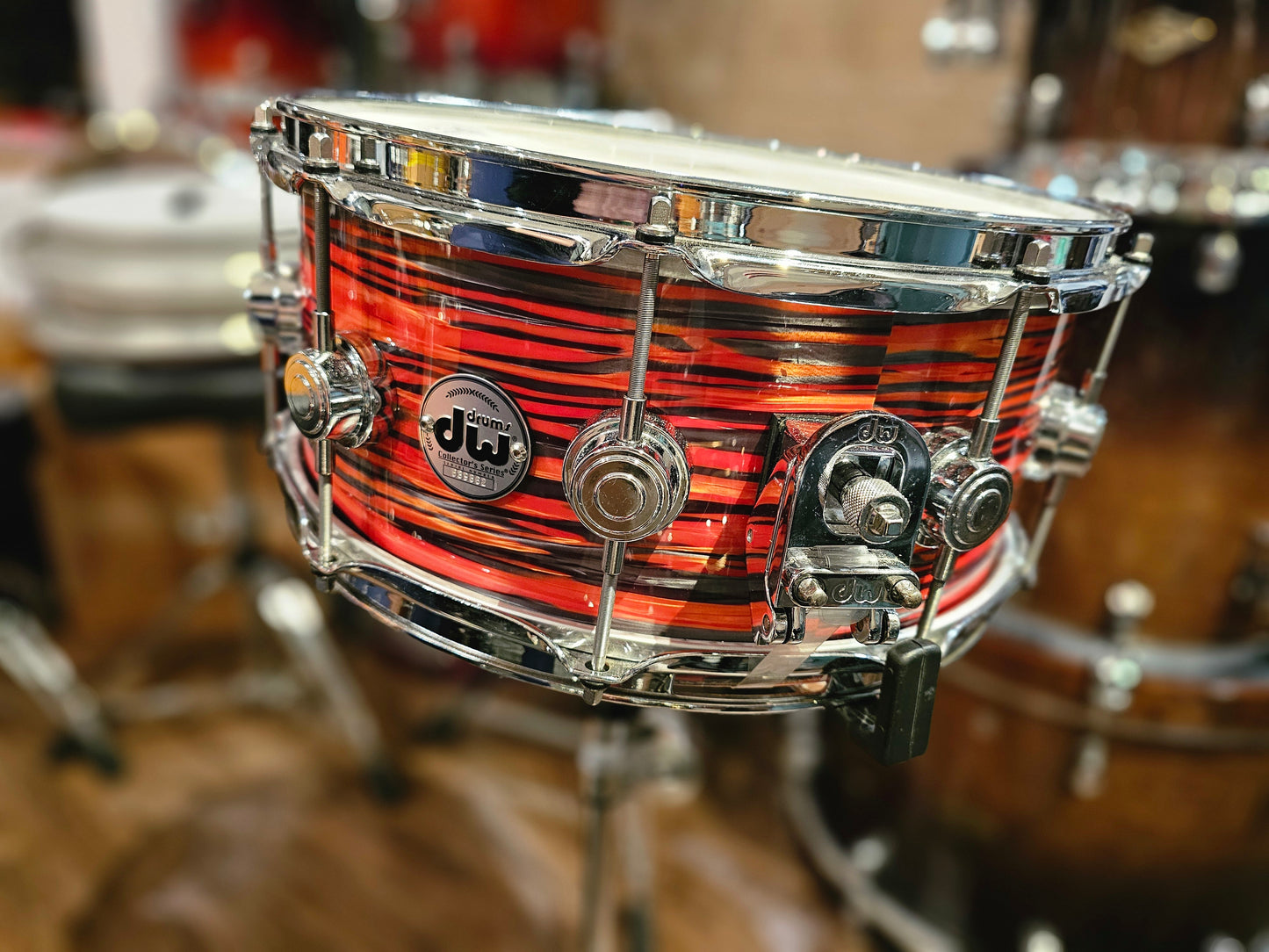 Dw Collectors Maple 10+6 ply Tiger oyster 14x6.5 snare drum