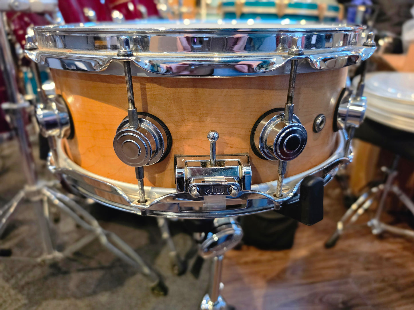 Dw Collectors Super solid Maple shell 14x5.5 snare drum