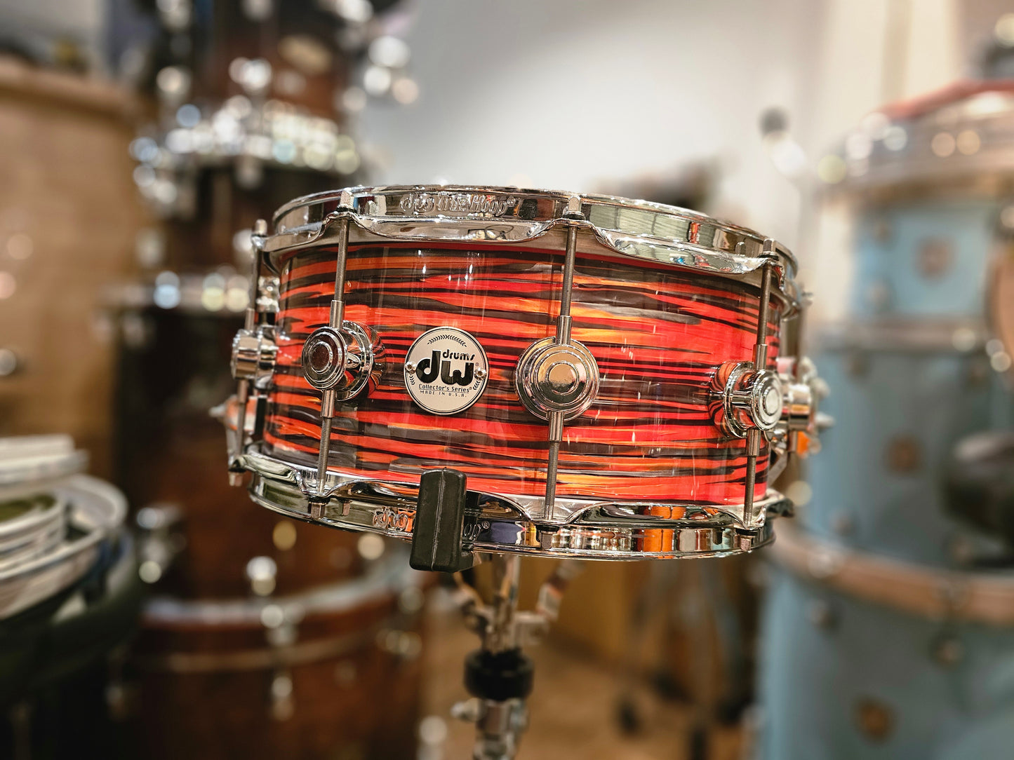 Dw Collectors Maple 10+6 ply Tiger oyster 14x6.5 snare drum