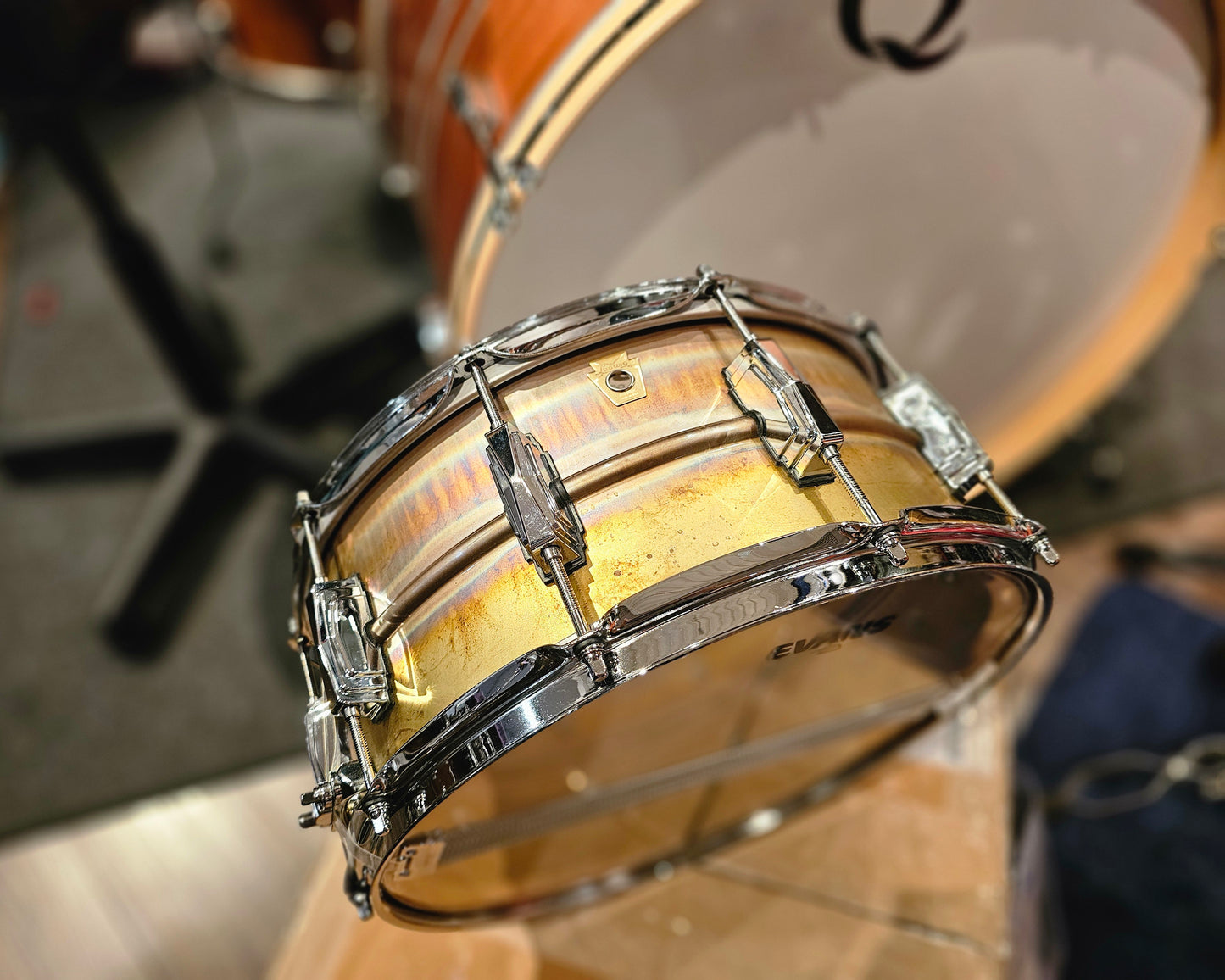 Ludwig LB464R Raw brass phonic 14x6.5 snare drum