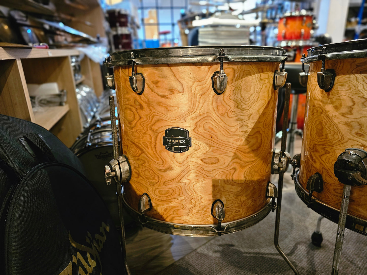 Mapex Saturn IV exotic Ash burl Maple/Walnut shell 5 pieces drums set