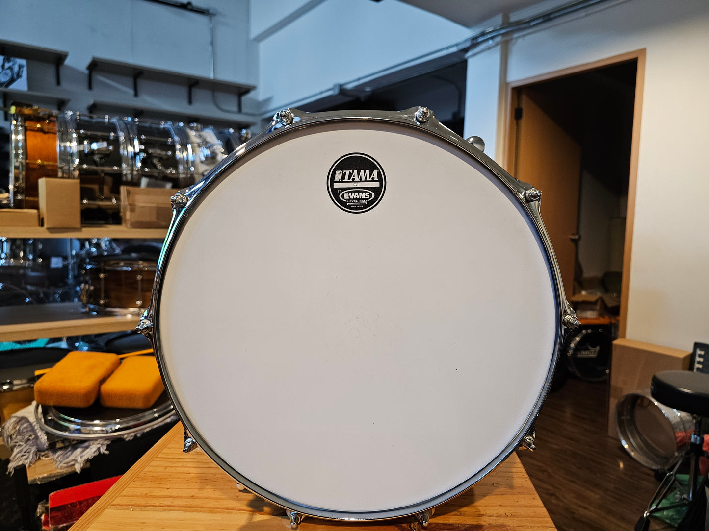 Tama SLP G-Walnut 14x6.5 snare drum