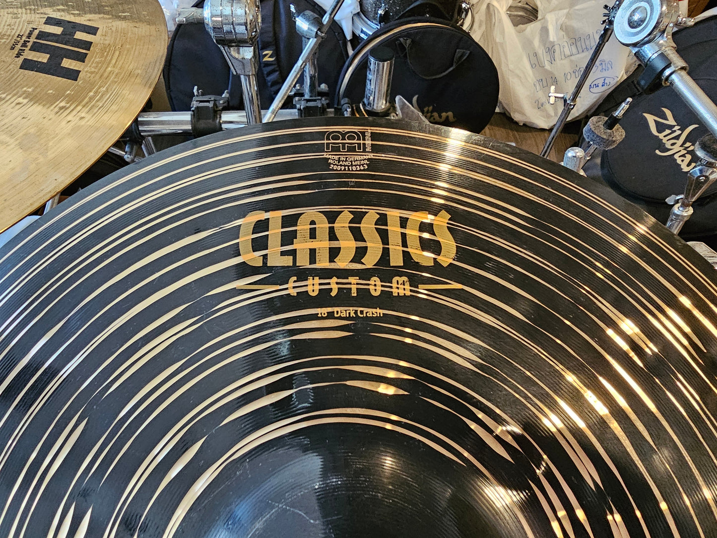 Meinl Classics custom dark 16" crash