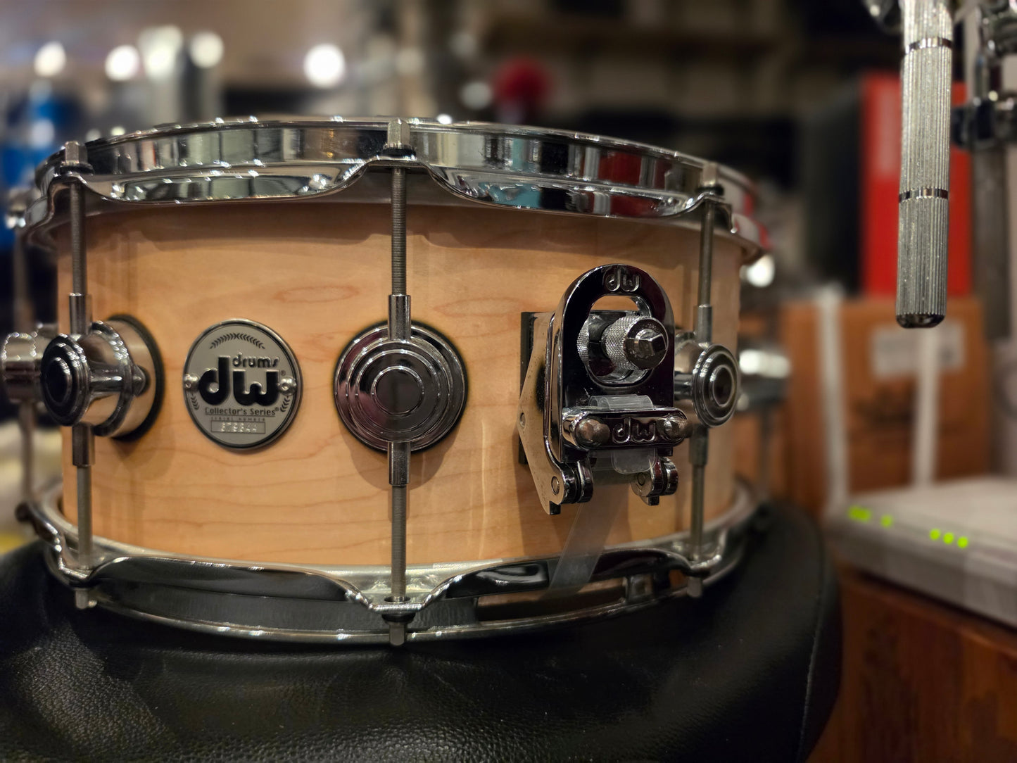 DW Collectors Maple 10+6 ply Natural satin 14x6 snare drum