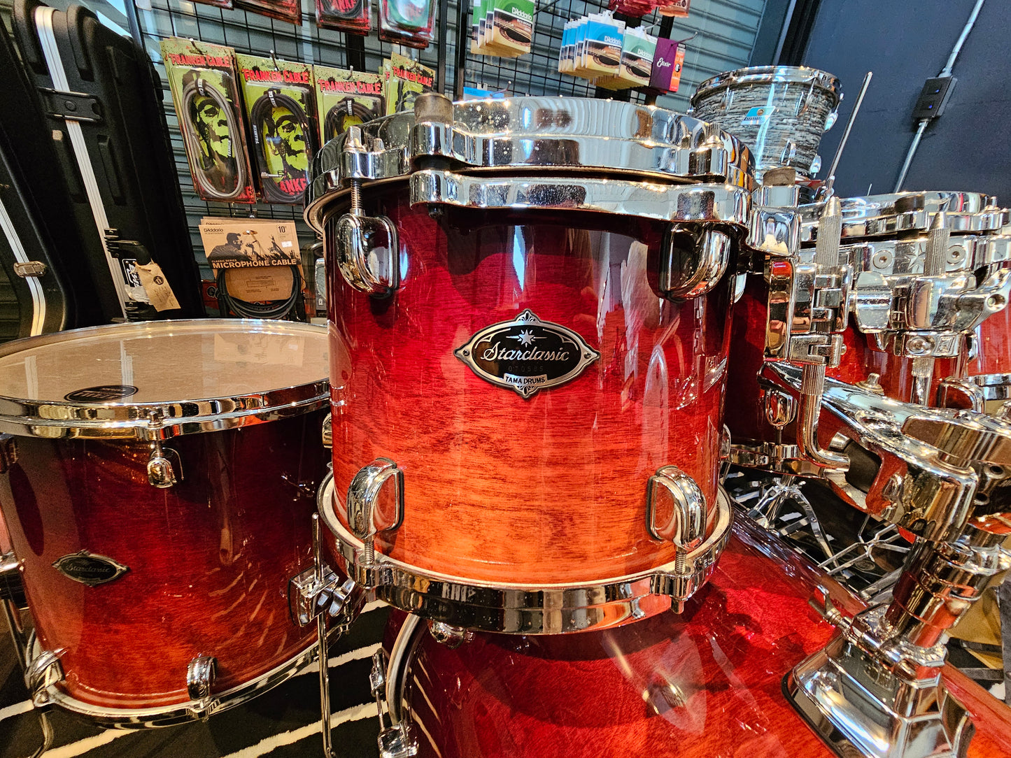 Tama Starclassic B/B Dark cherry fade 5 pcs. drums set