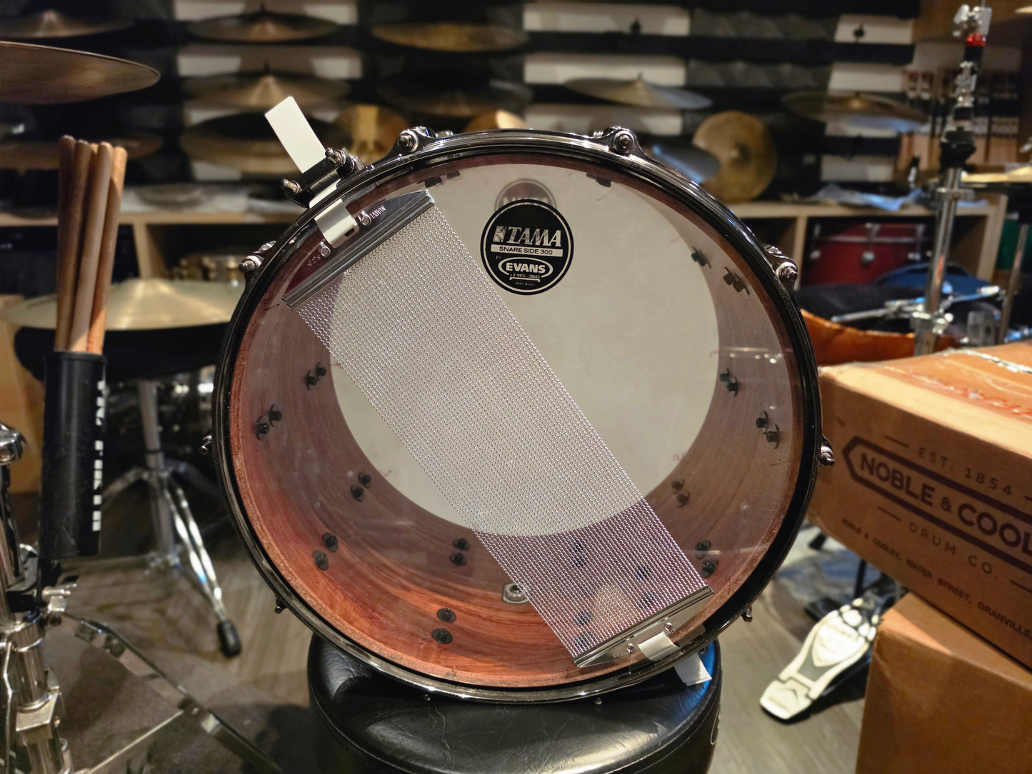 Tama Starclassic Bubinga 14x8 snare drum