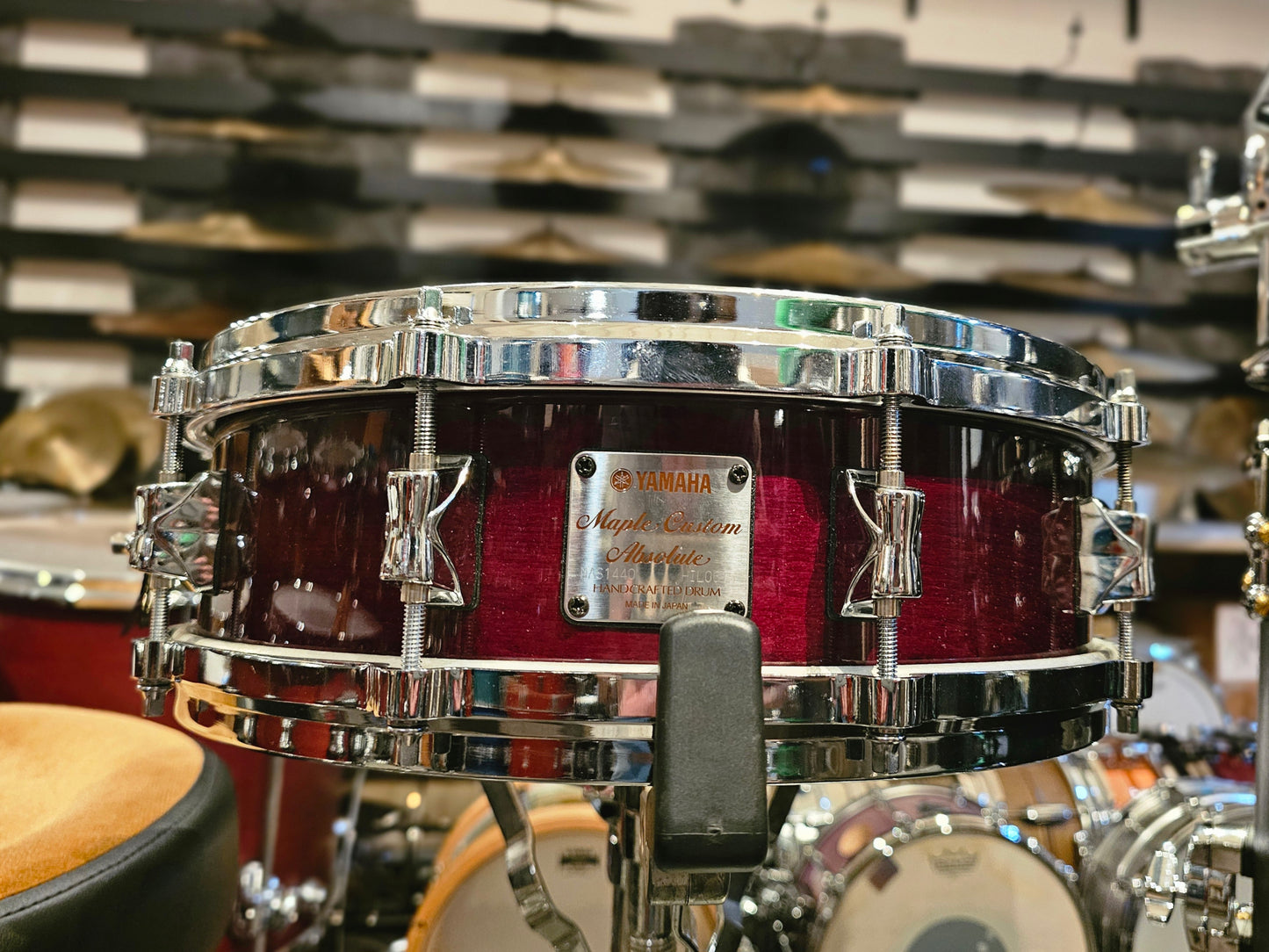 Yamaha Maple custom absolute MIJ 14x4 piccolo snare drum