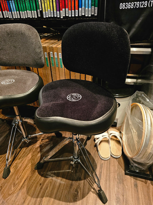 เก้าอี้กลอง Roc N Soc nitro original saddle w/ back rest drum throne - black