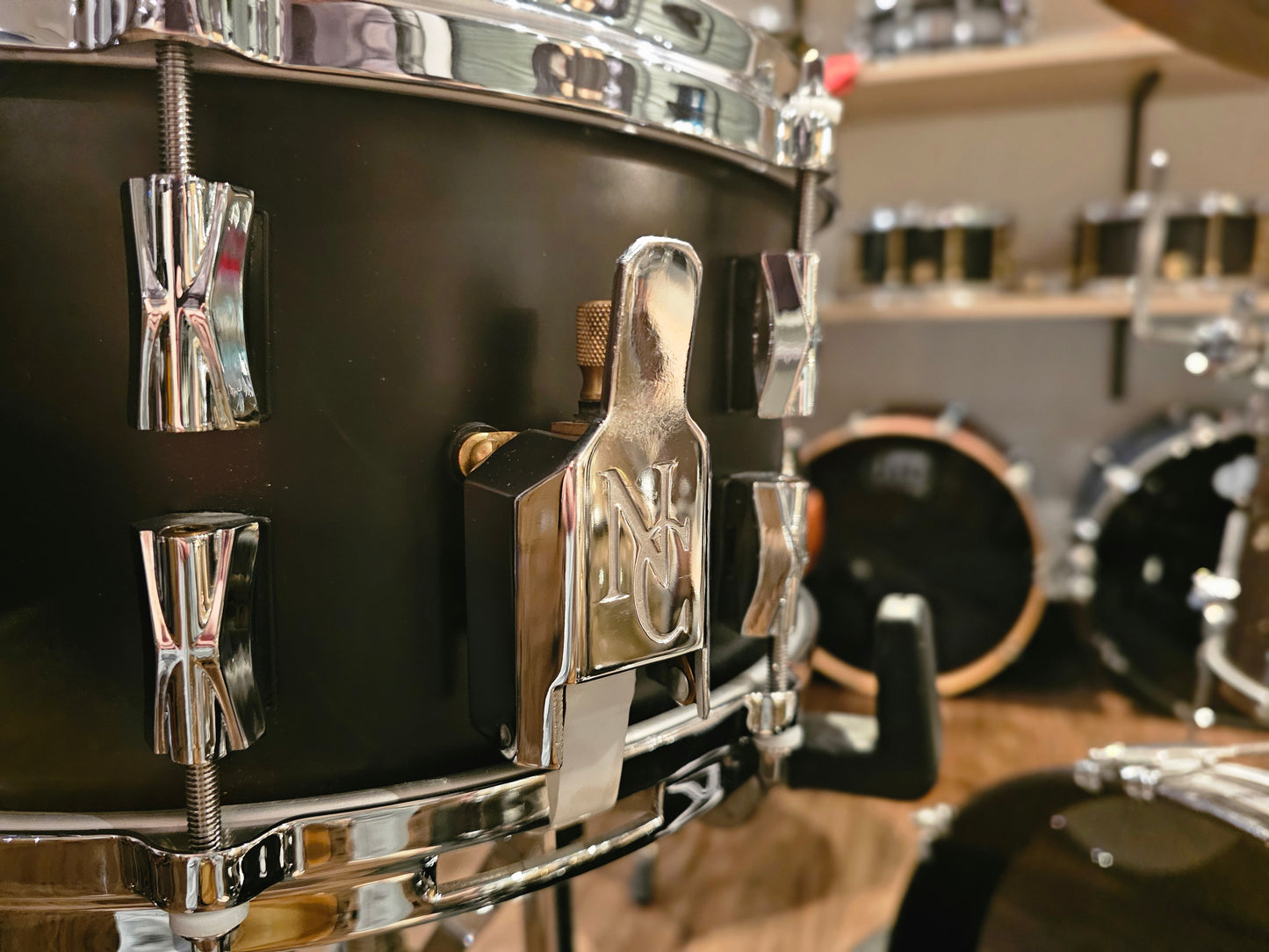 Noble & Cooley NC CD Maple satin black 13x6.5 snare drum