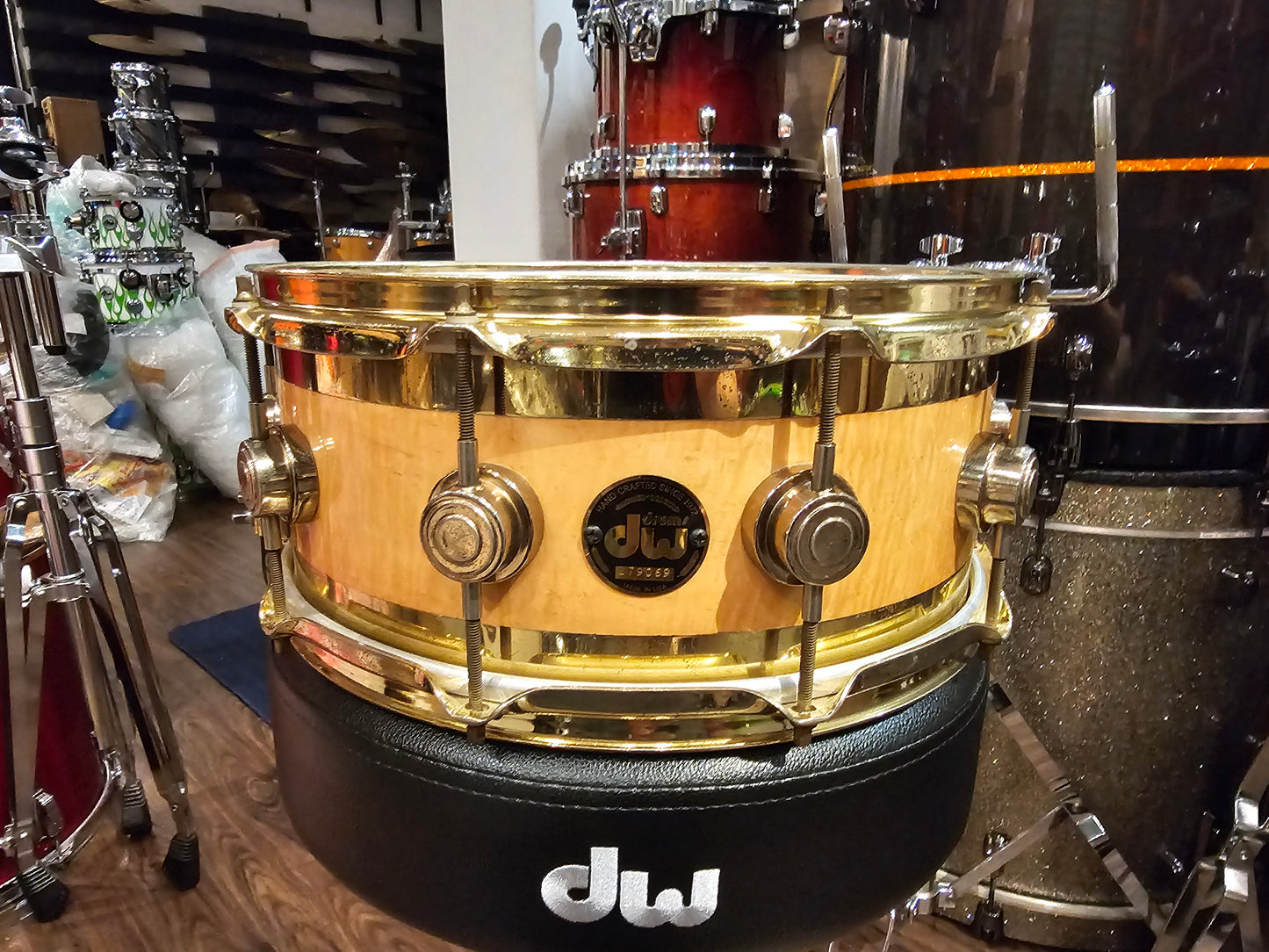 Dw Collectors Edge Maple/Brass shell 14x6 snare drum