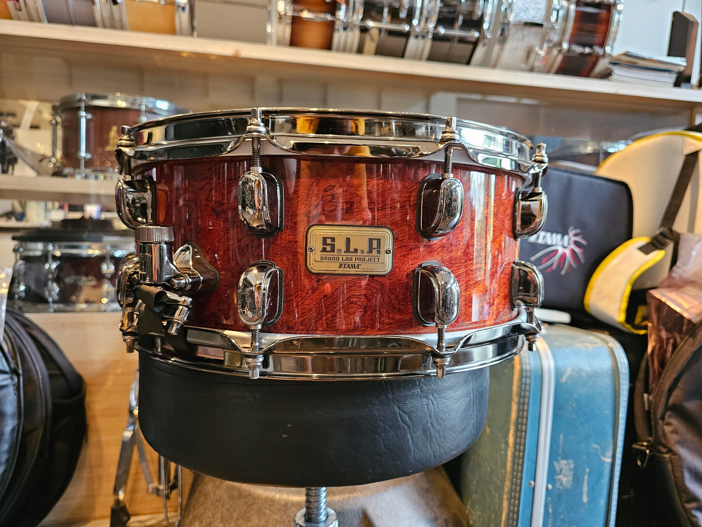 Tama SLP G-Bubinga 14x6 snare drum