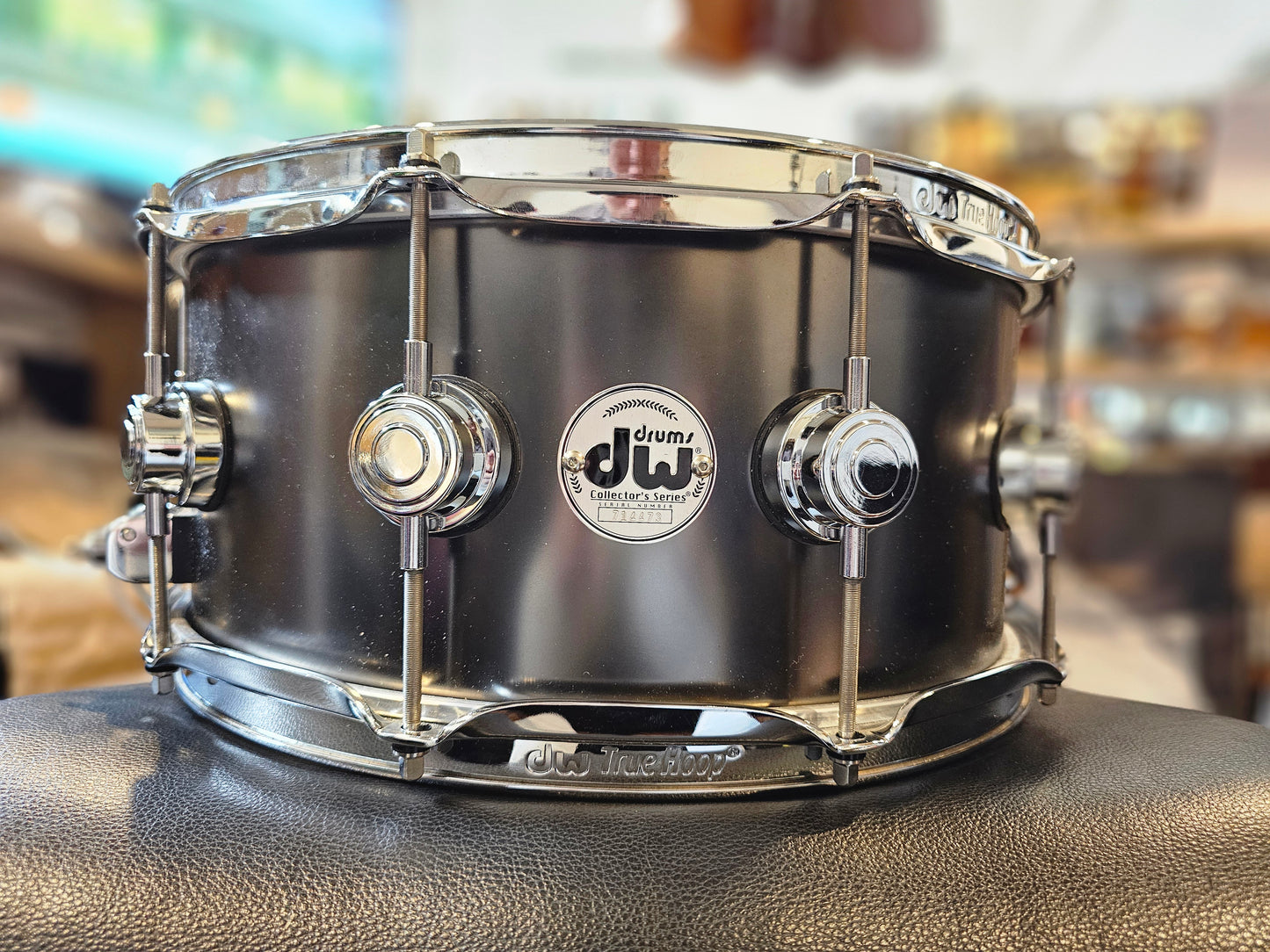 Dw Collectors satin black nickel over brass 14x6.5 snare drum